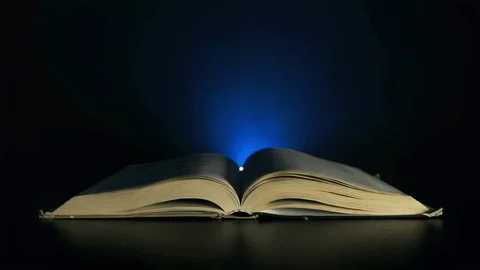 Logo:37slddek77a= Epic Books